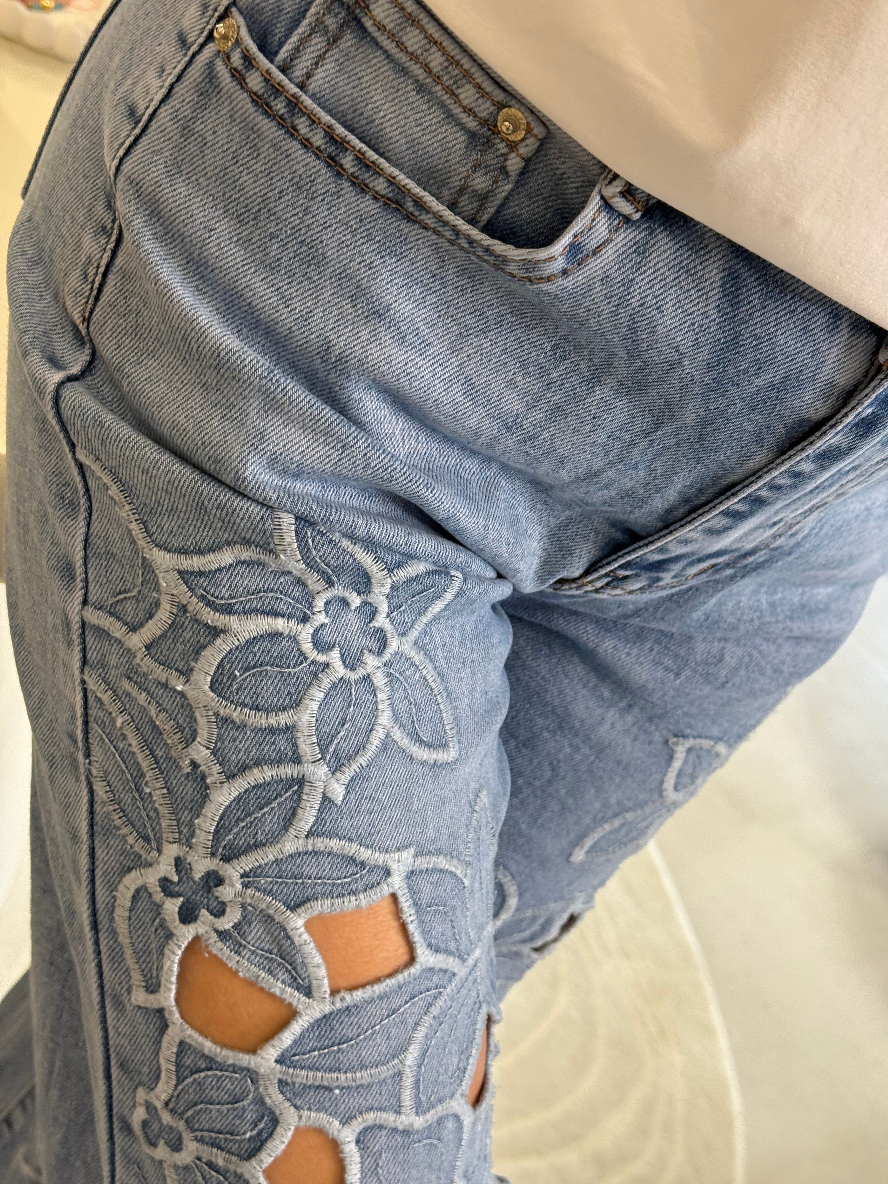 FLORAL CUT-OUT WIDE LEG JEANS