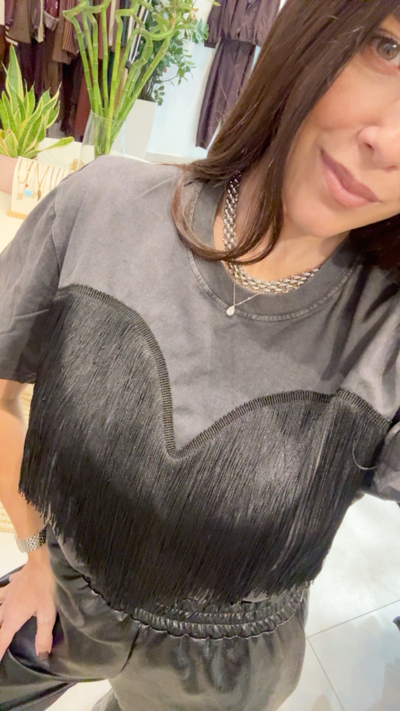 CHARCOAL FRINGE WASHED T-SHIRT