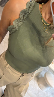 LACE DETAIL RIBBED OLIVE TOP