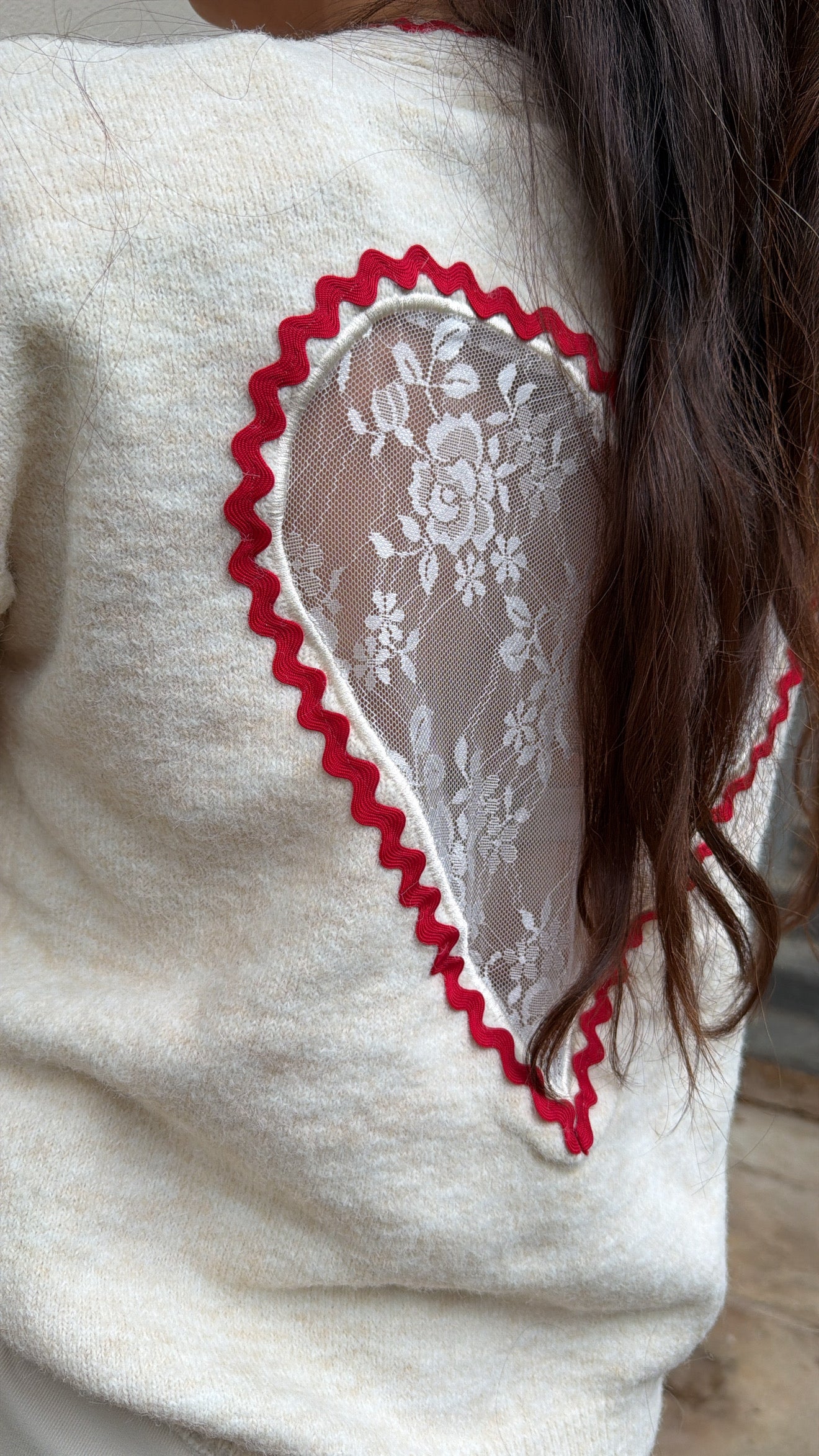 LACE HEART CARDIGAN