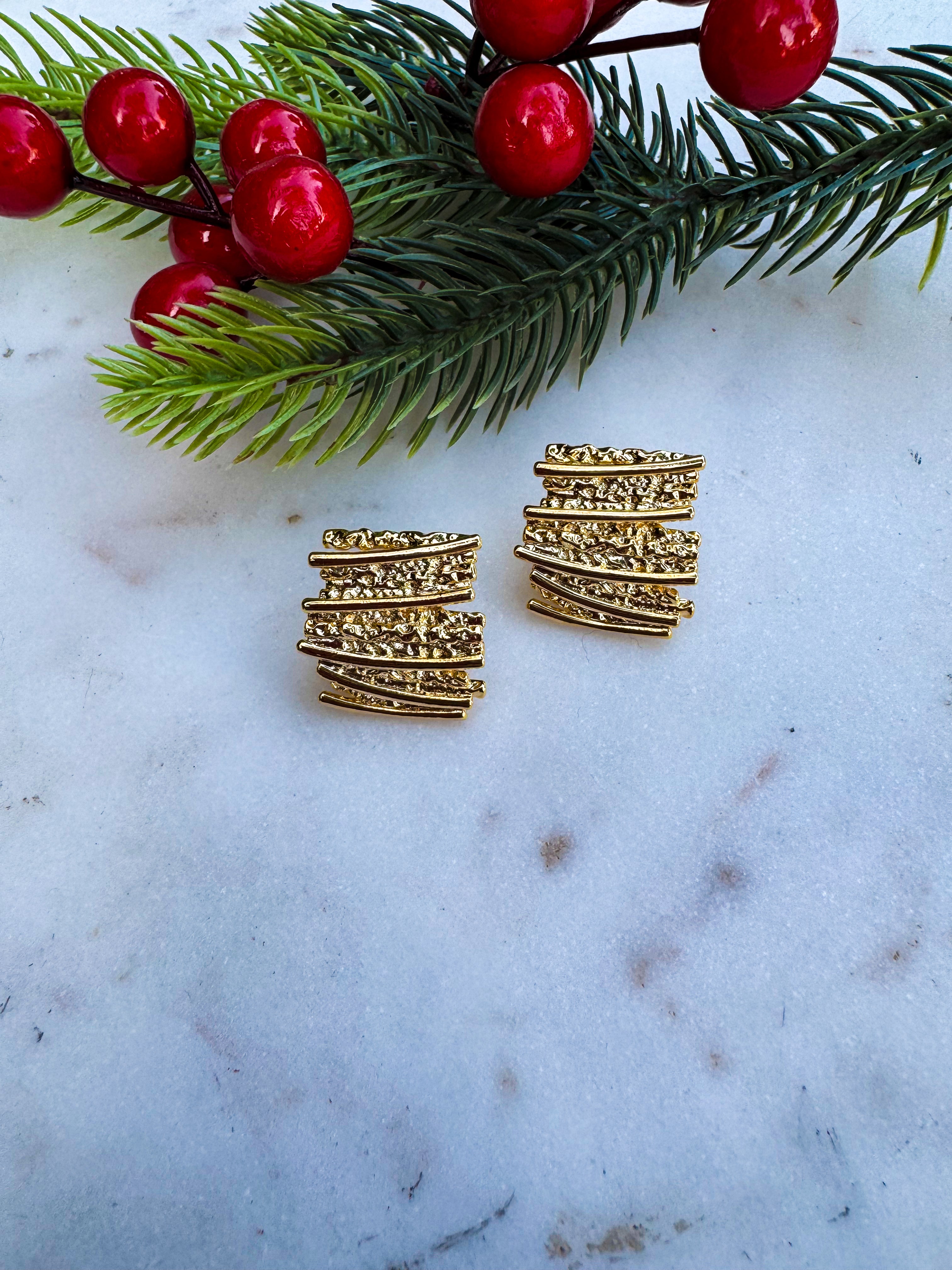 ABSTRACT LINES GOLD EARRINGS