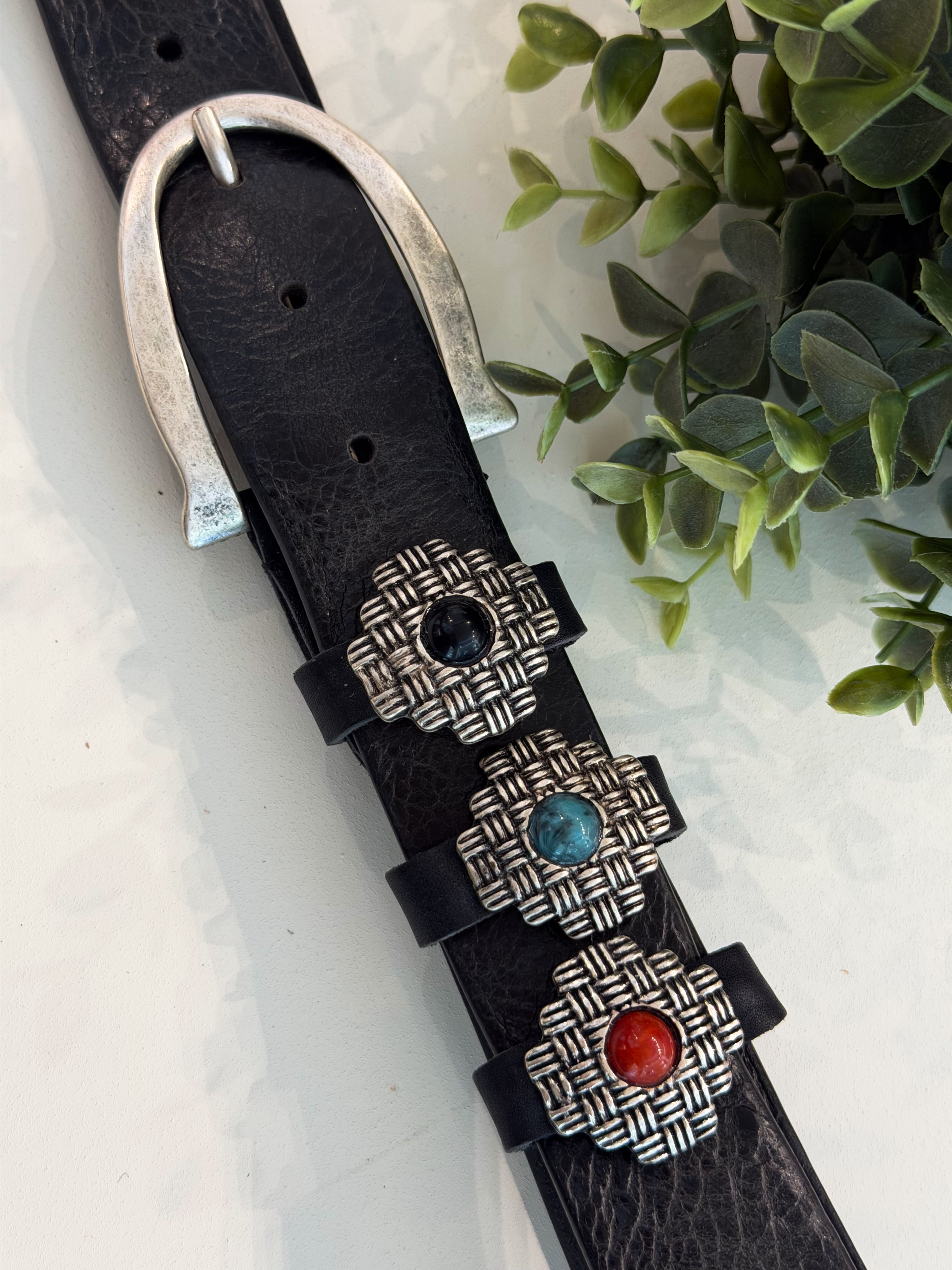 ETHNIC STONE BLACK LEATHER BELT