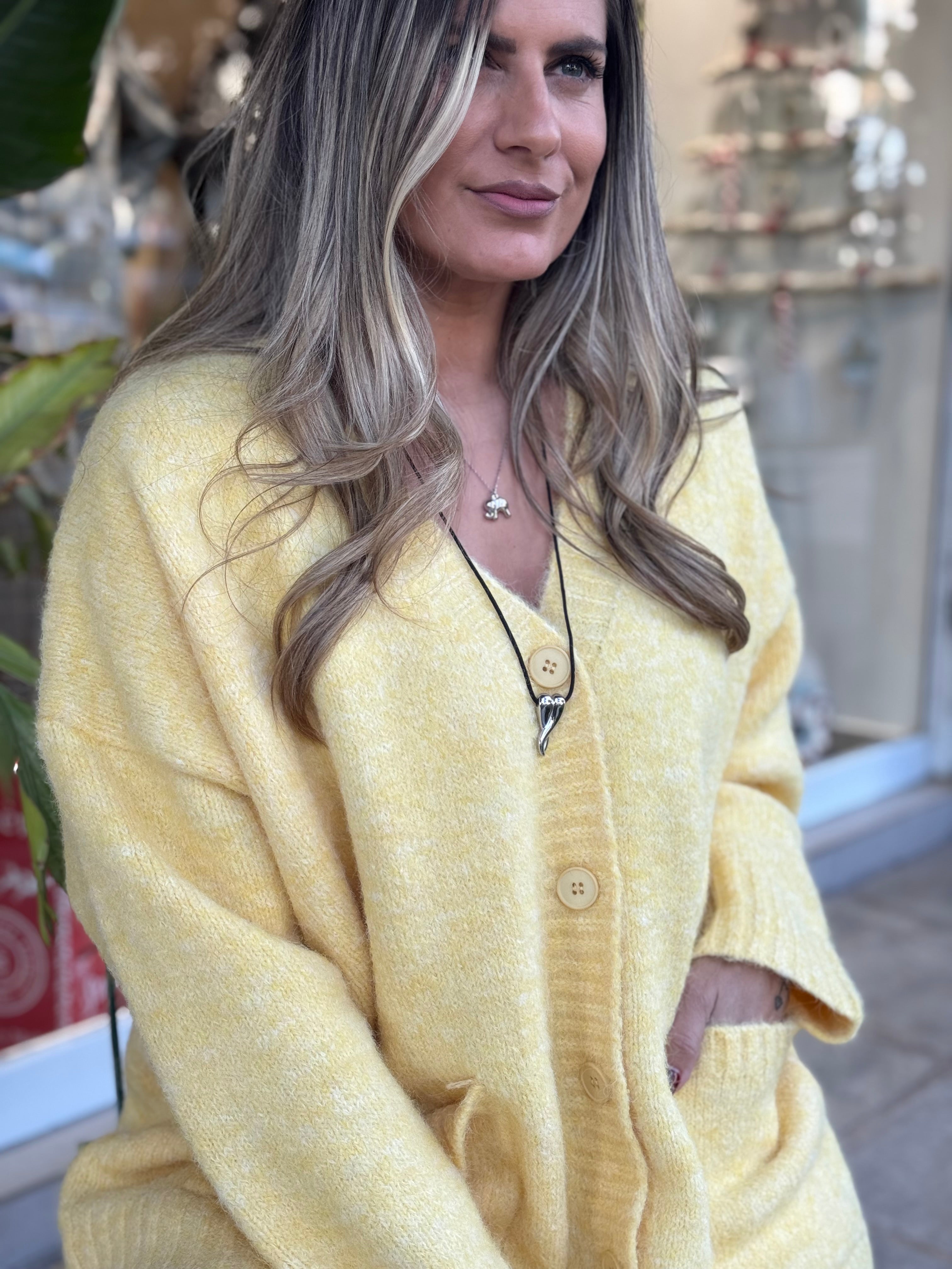COZY OVERSIZED YELLOW CARDIGAN