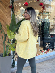 COZY OVERSIZED YELLOW CARDIGAN
