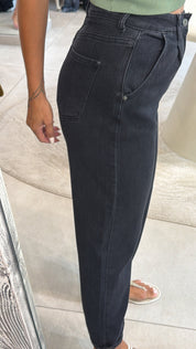 SOFT BLACK BALLOON DENIM JEANS