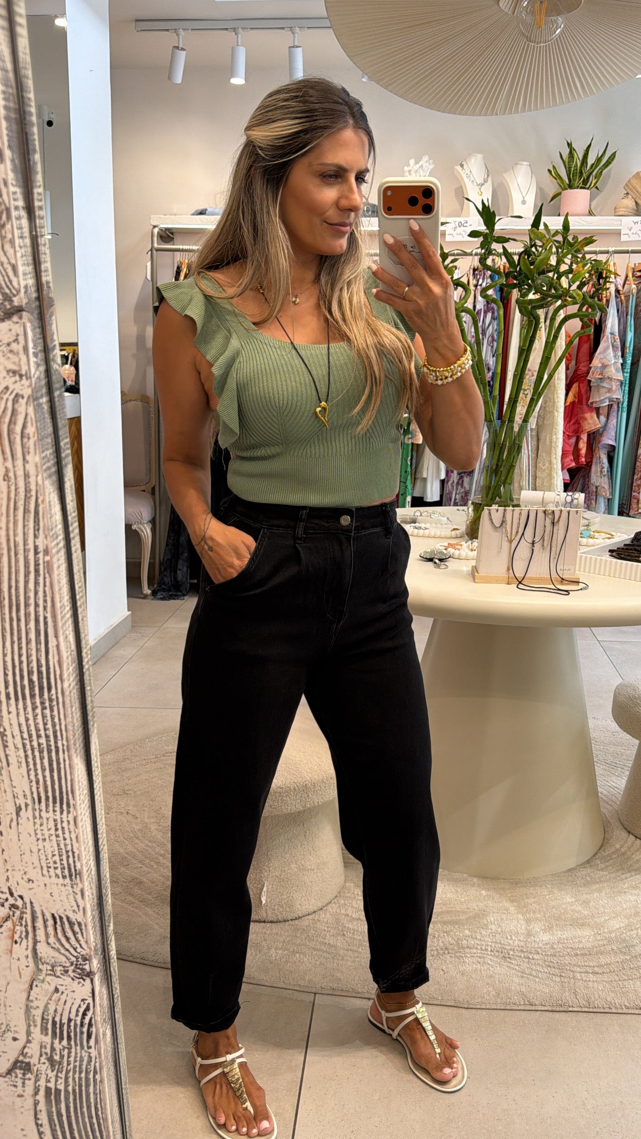 SOFT BLACK BALLOON DENIM JEANS