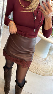 LACE BURGUNDY FAUX LEATHER SKIRT