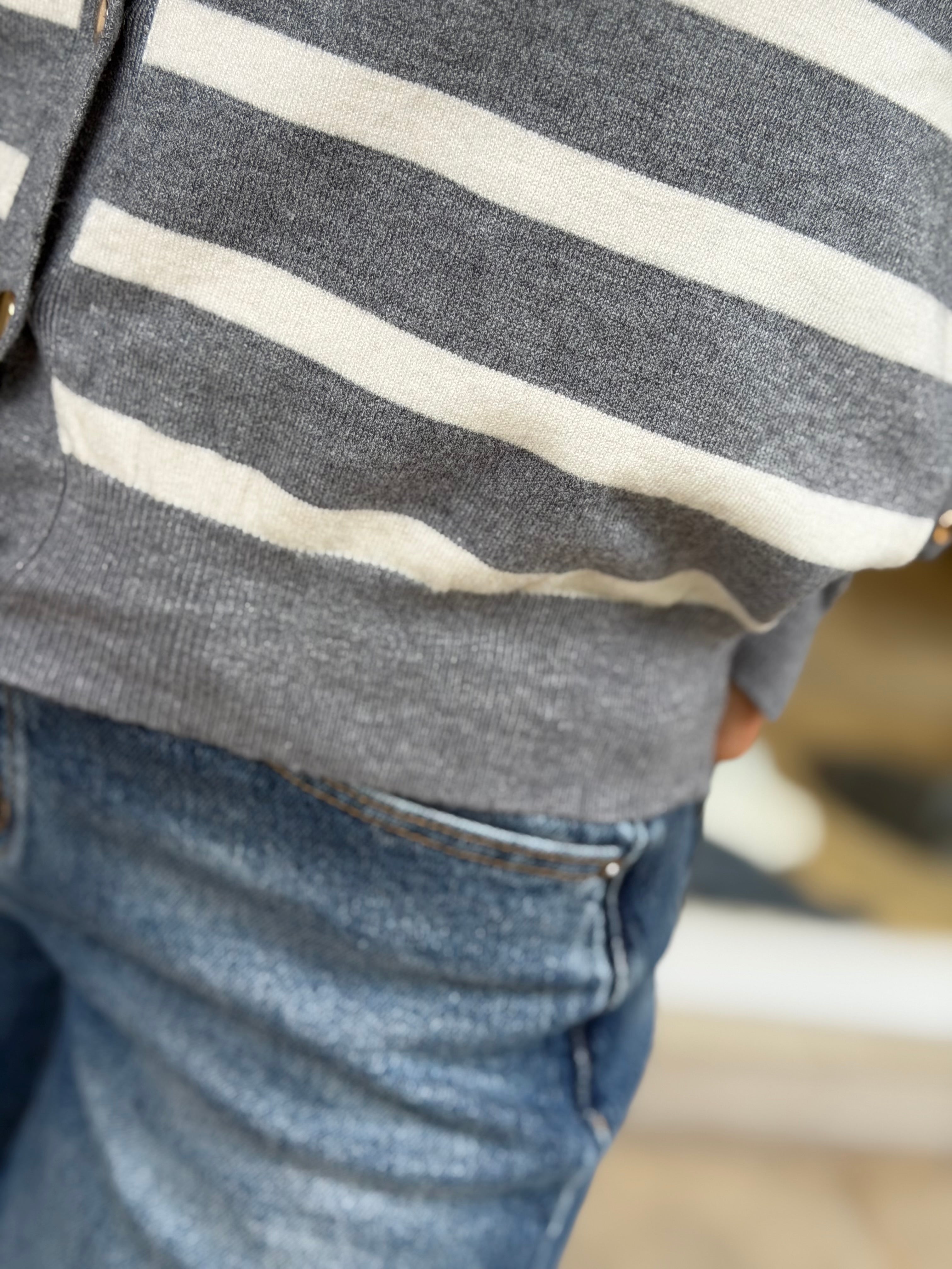 STRIPED KNIT GREY CARDIGAN