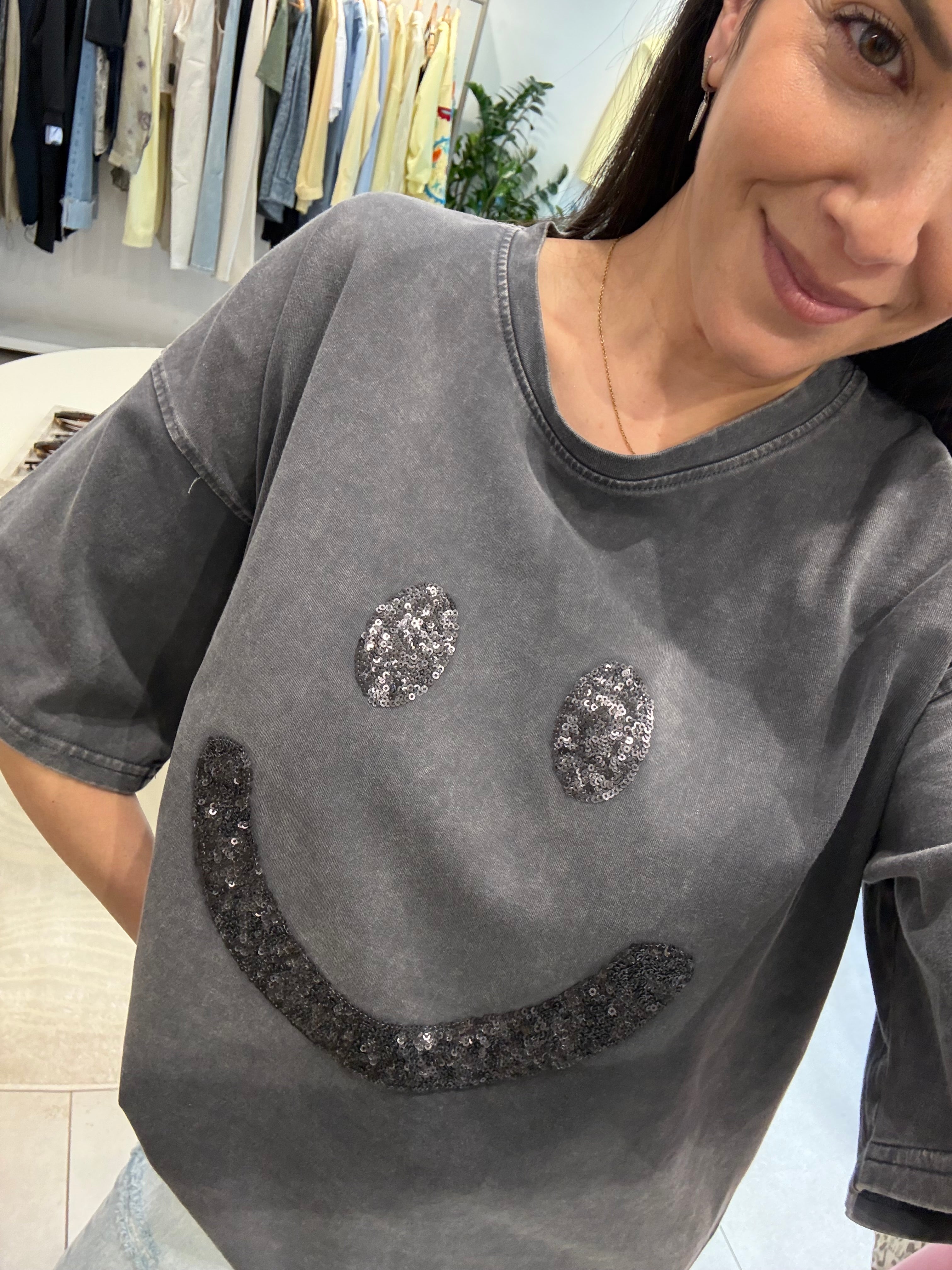 WEAR THE SMILE OVERSIZED T-SHIRT