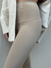 PUSH UP STIRRUP LEGGINGS