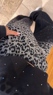 LEOPARD CRUSH LOUNGEWEAR BLACK SET