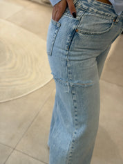 SOHO CUT LIGHT BLUE JEANS