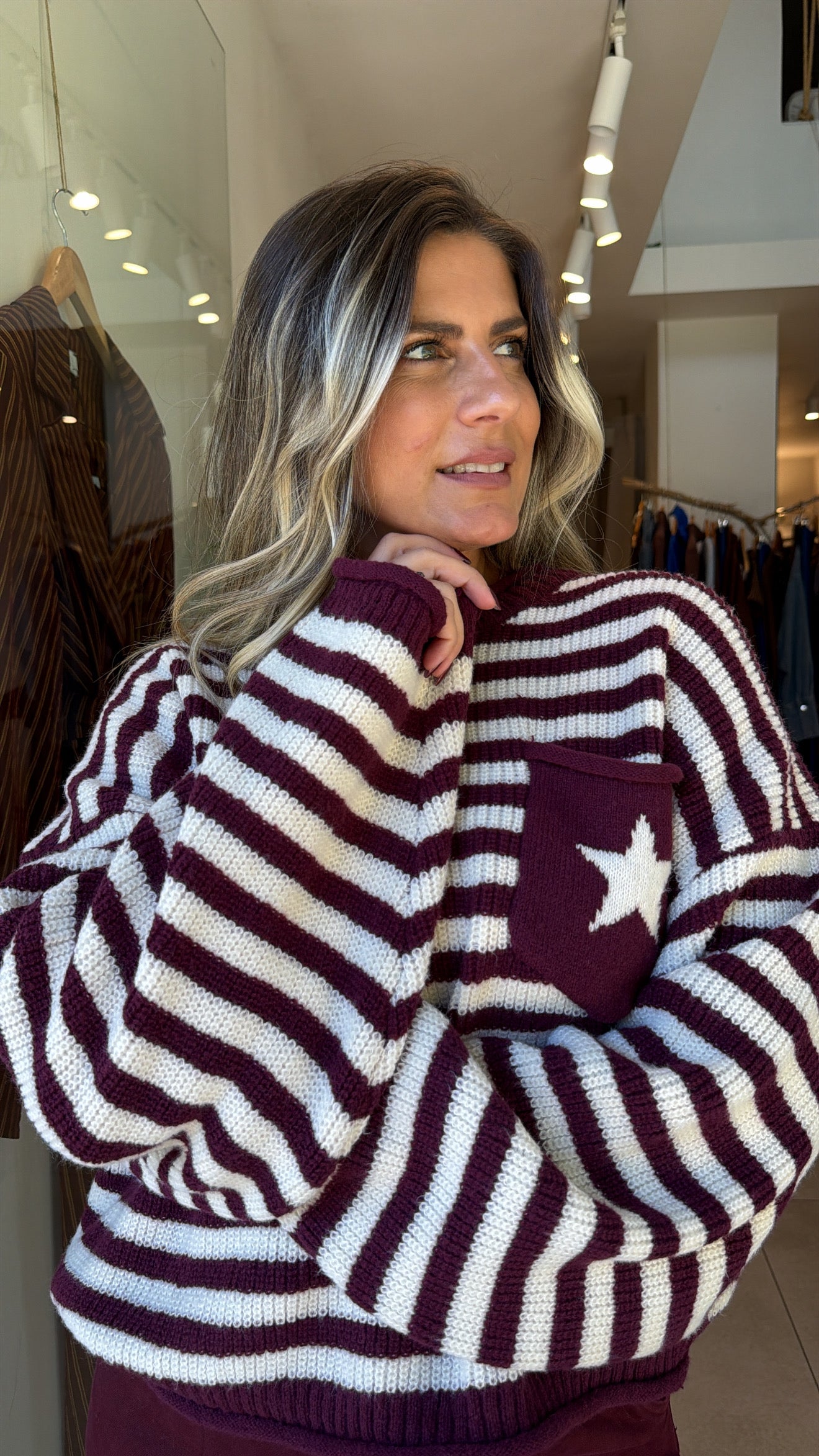 BURGUNDY STRIPED KNITTED SWEATER WITH STAR POCKET