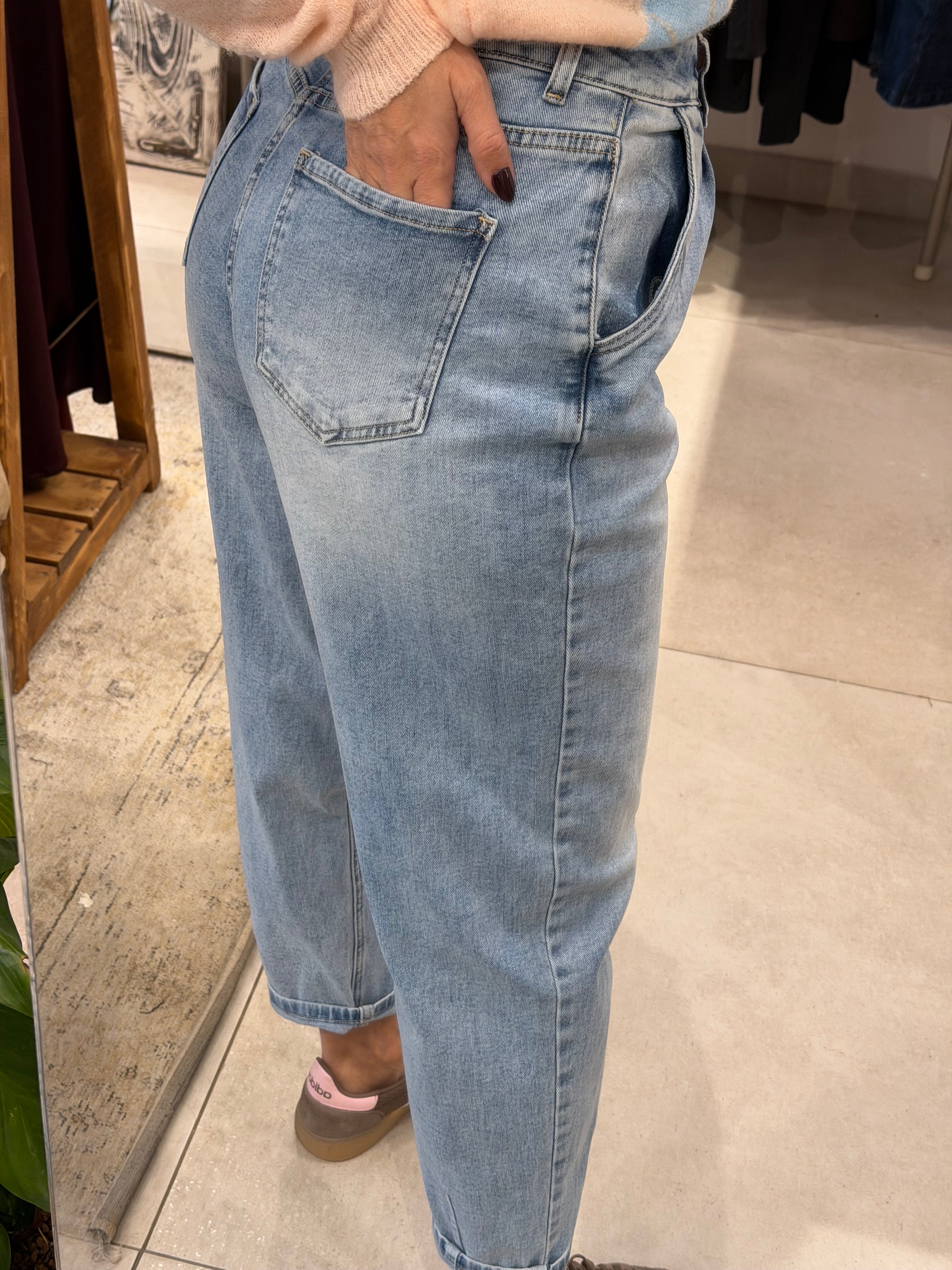 SOFT BLUE FLEX DENIM