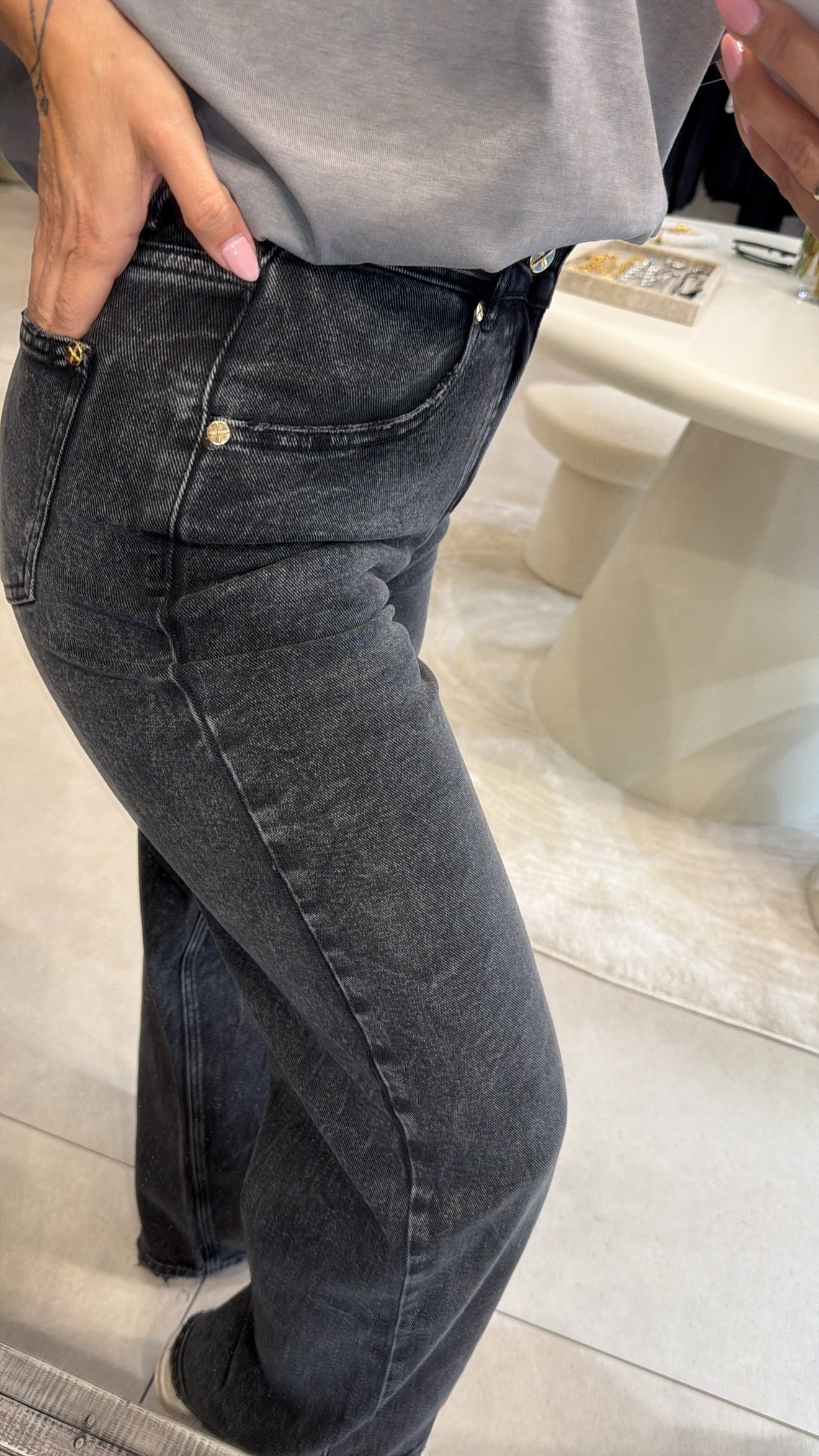 GREY RELAXED WIDE LEG JEANS