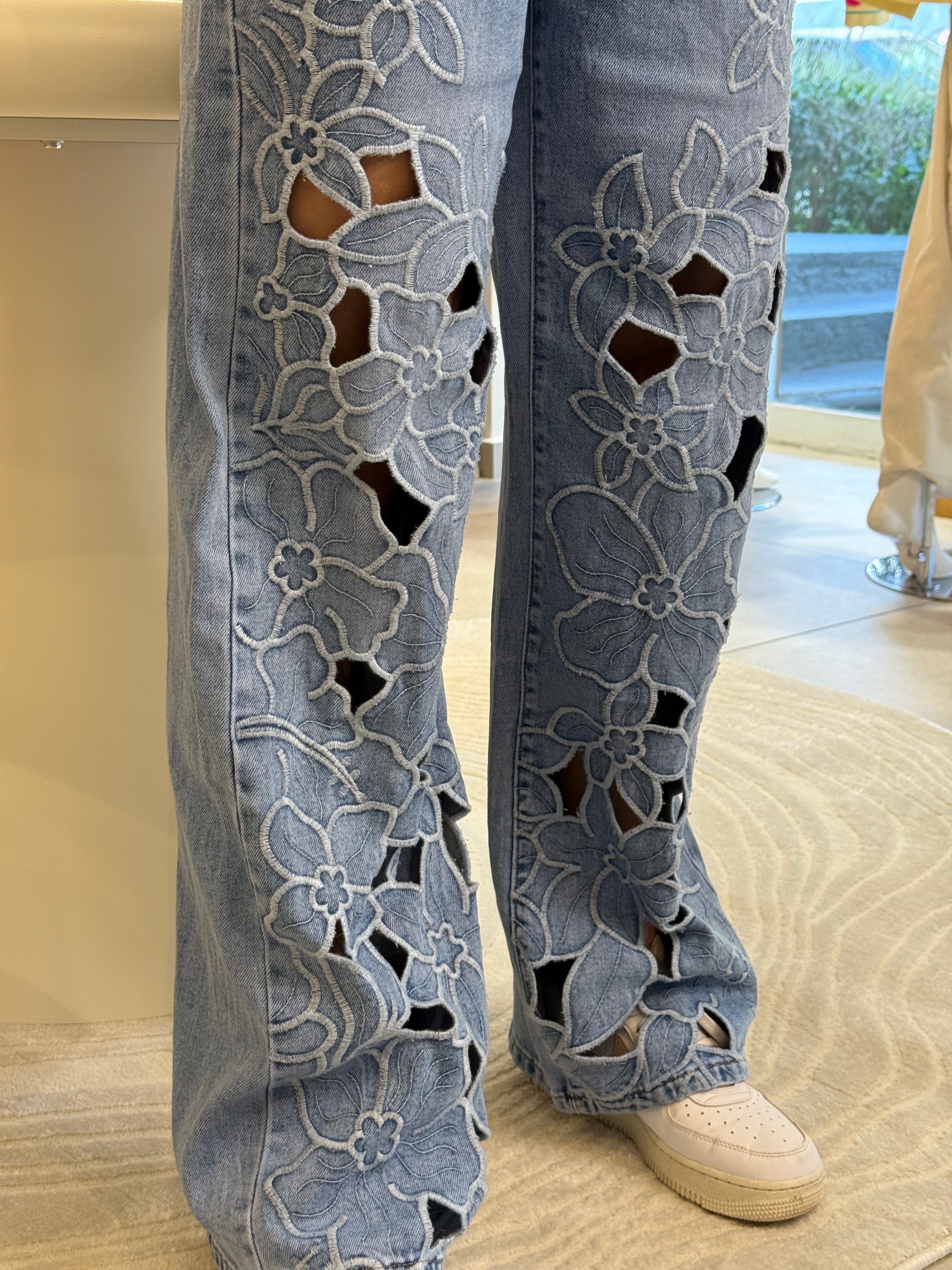 FLORAL CUT-OUT WIDE LEG JEANS