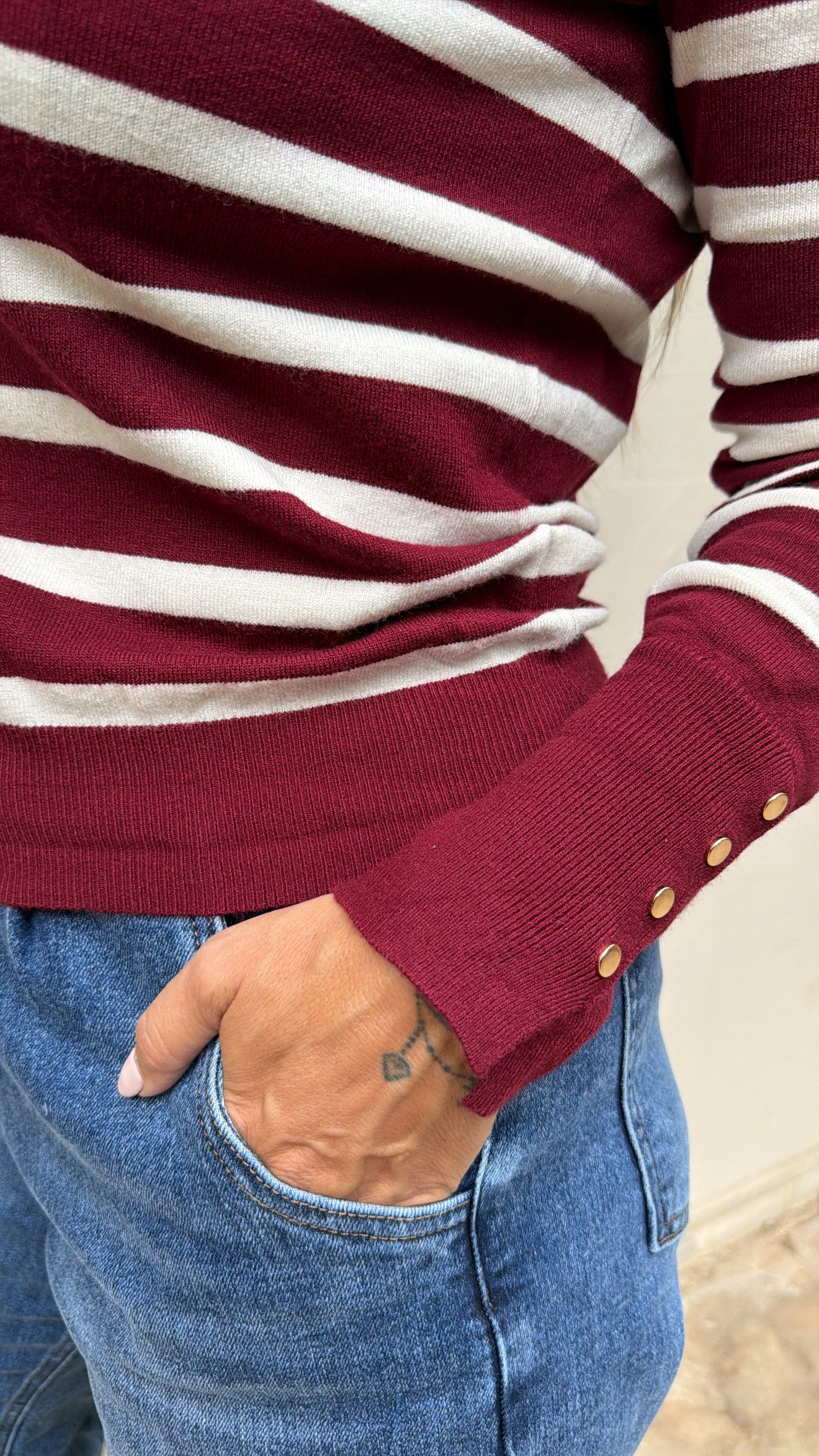 STRIPED KNIT BURGUNDY CARDIGAN