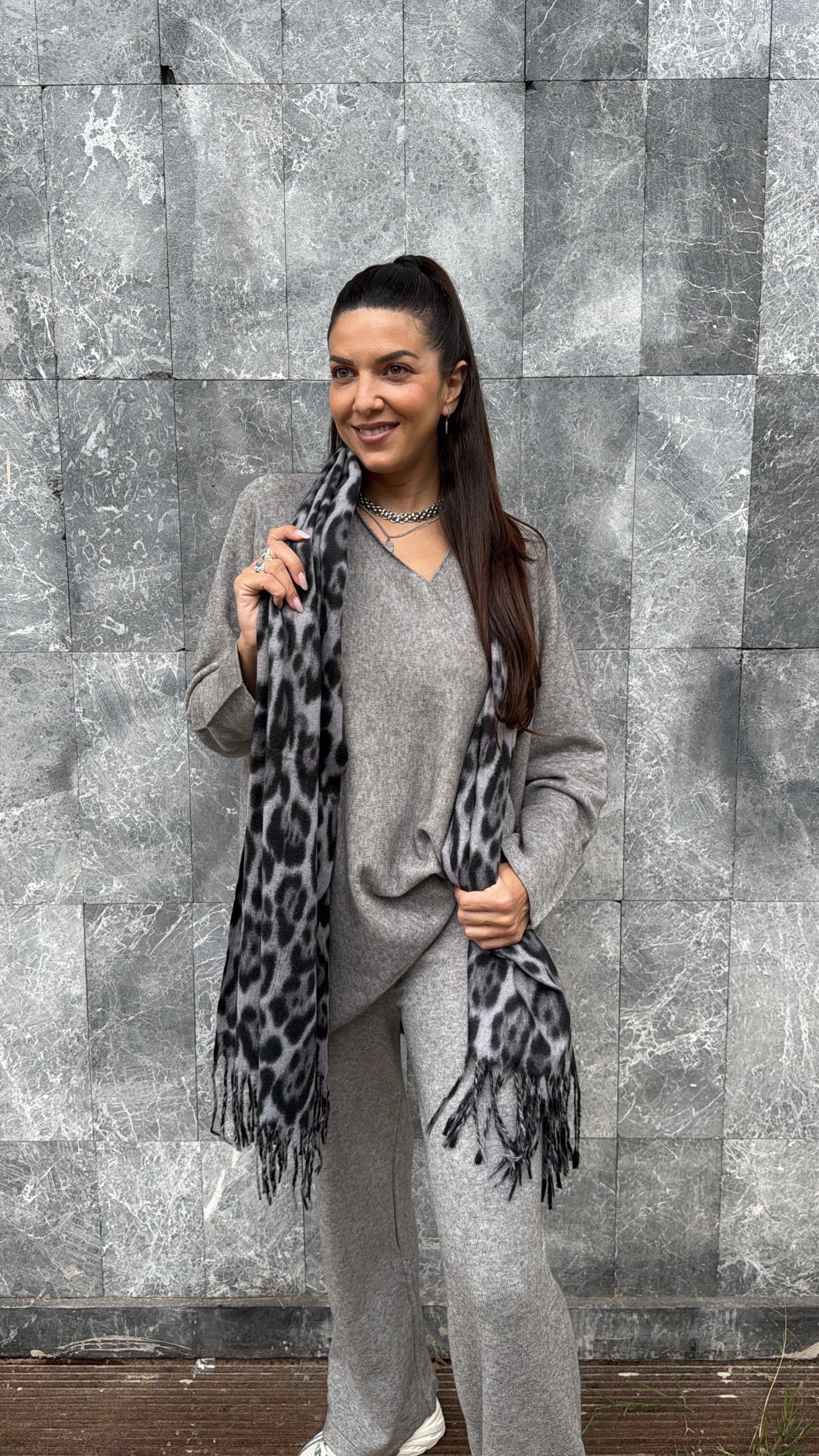 MOLLY SOFT TOUCH SET-GREY
