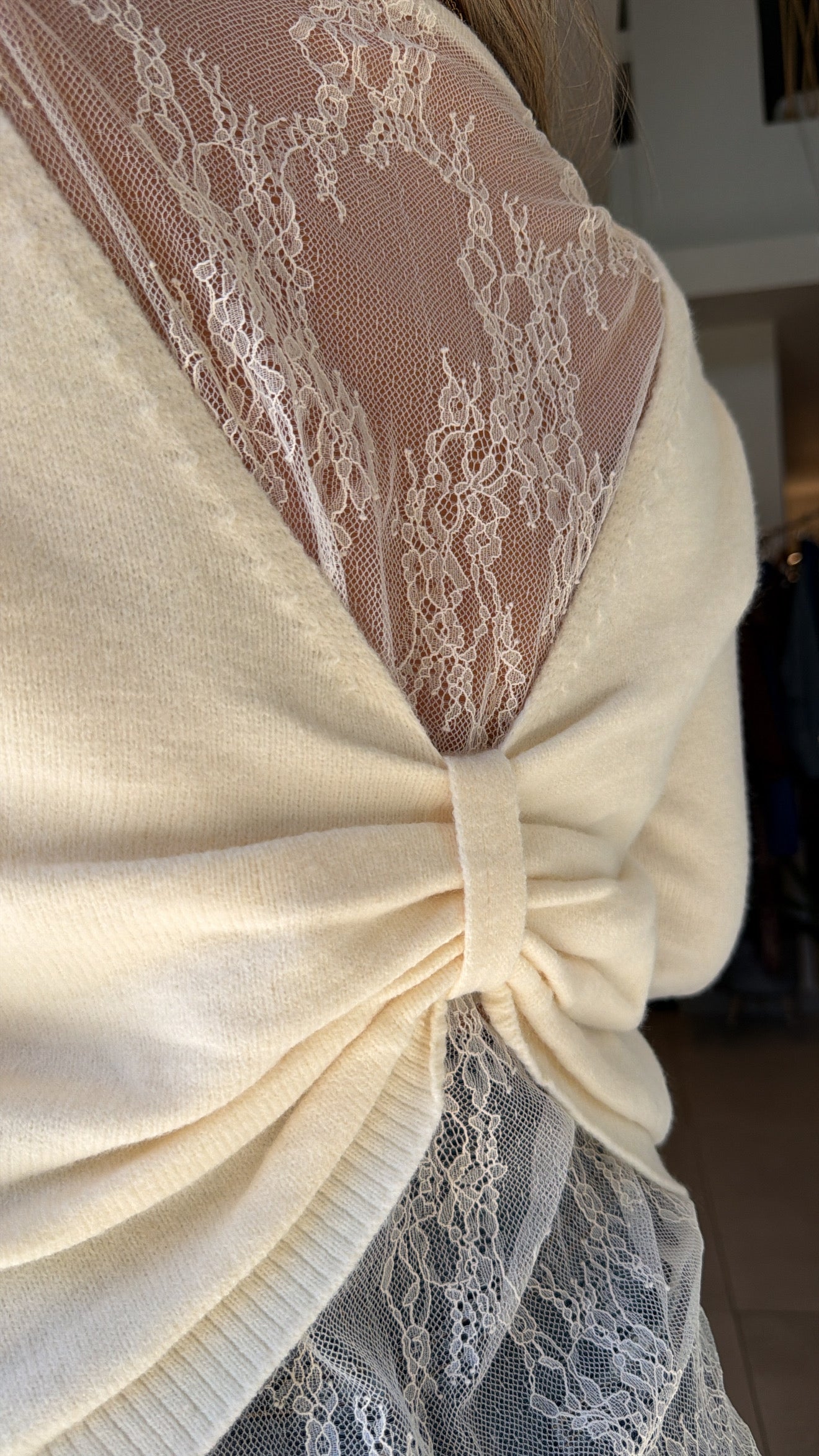 CREAM KNITTED TOP WITH BACK LACE DETAILS