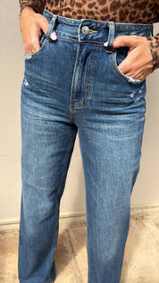 HIGHT-WAIST WIDE LEG JEANS