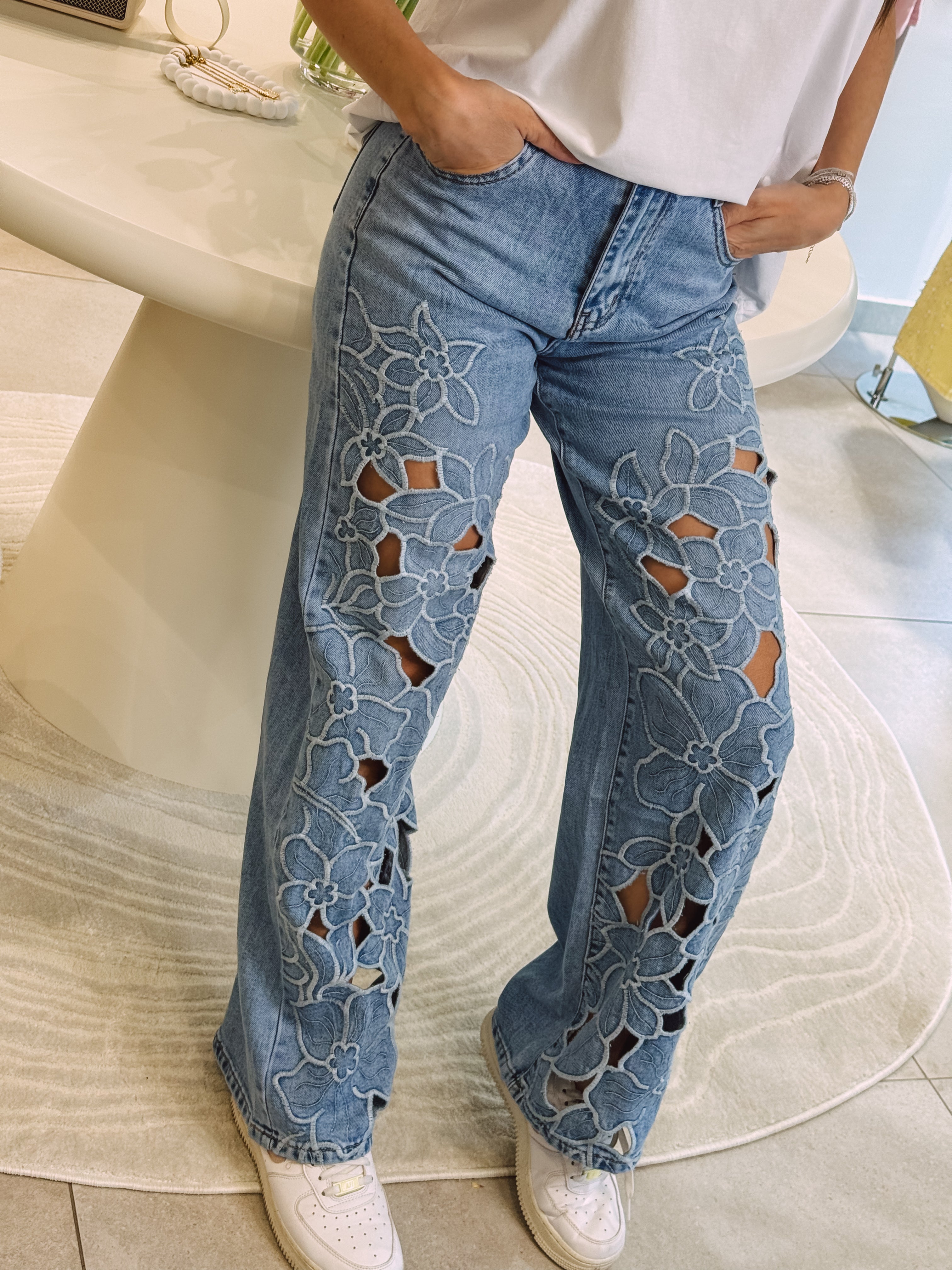 FLORAL CUT-OUT WIDE LEG JEANS