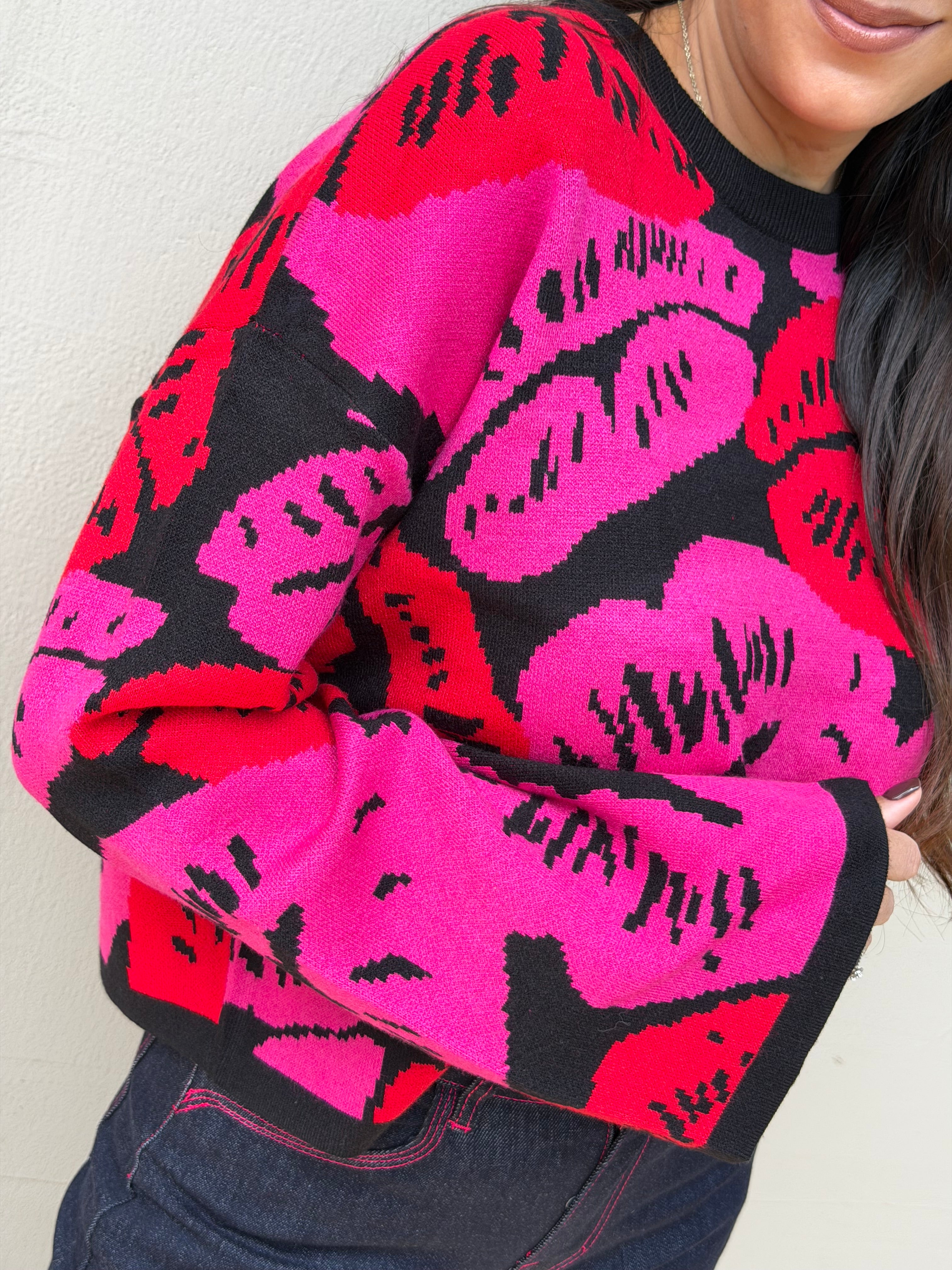KISS KNIT SWEATER