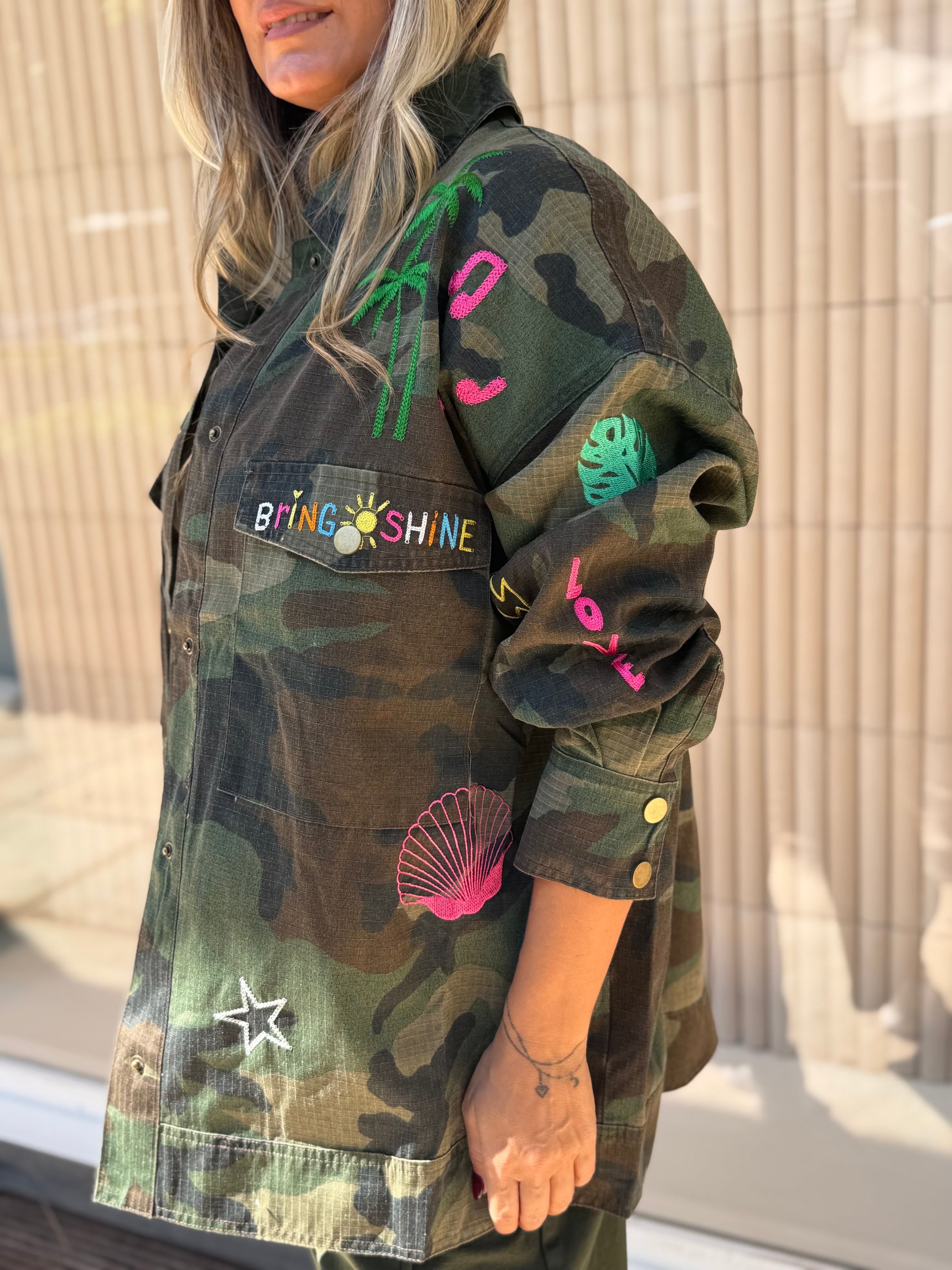 MILITARY OVERSIZED JACKET