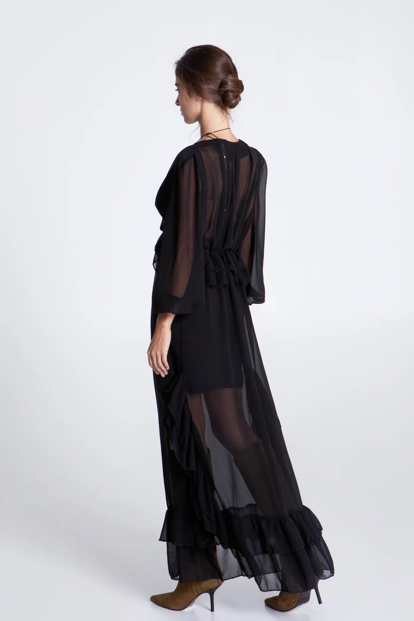 BLACK SWAN MAXI DRESS 