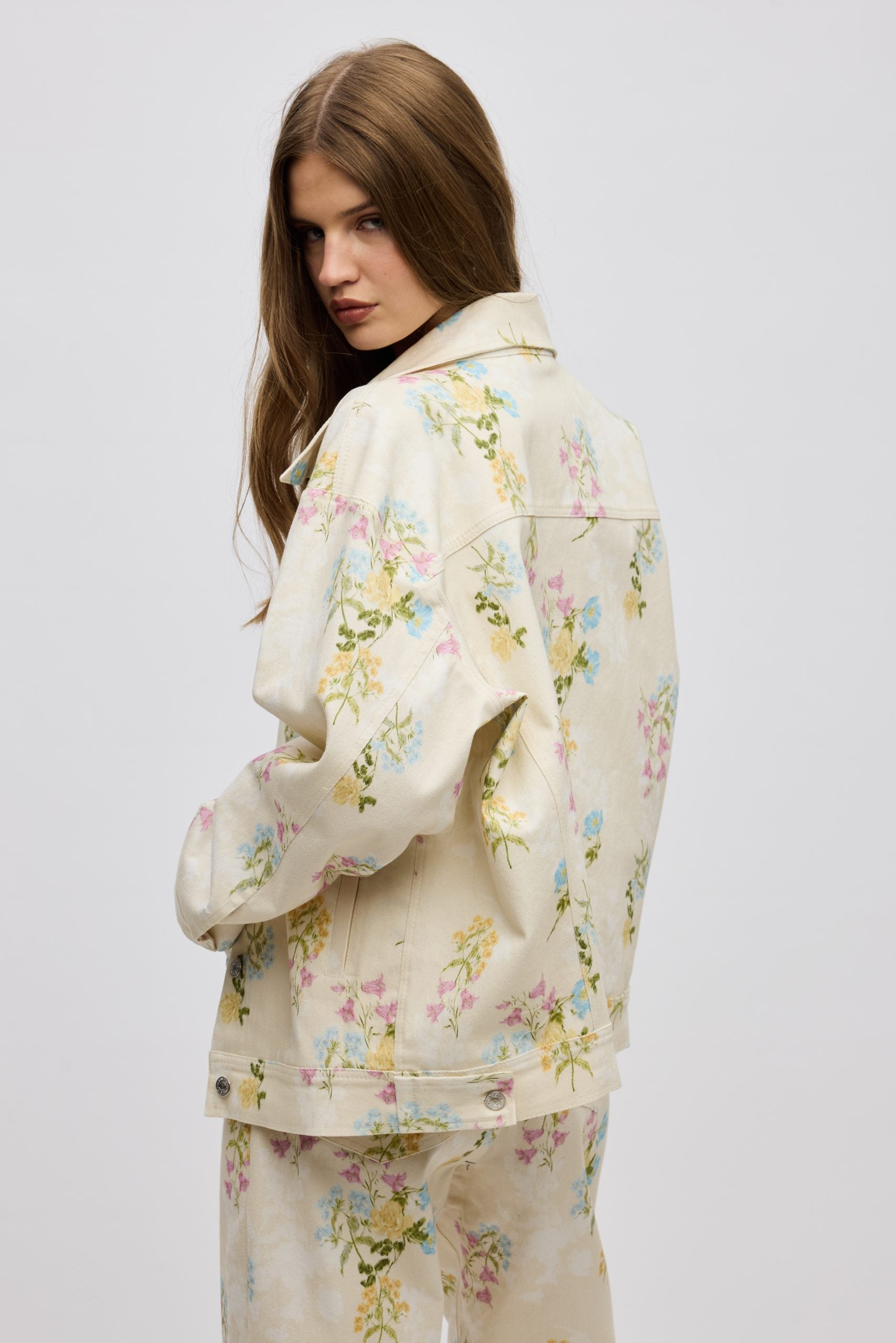 BUTTER BLOSSOM JEAN JACKET