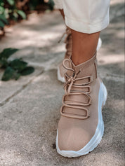 BEIGE SNEAKERS ΚΑΛΤΣΑ